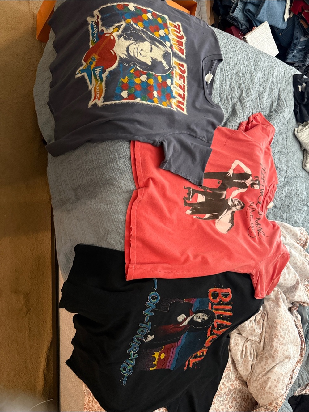 MadeWorn Black, Gray & Coral Graphic Band Tees - Set of 3